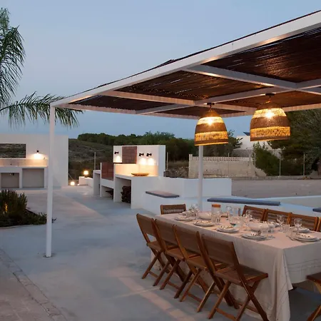 La Canada Villa *